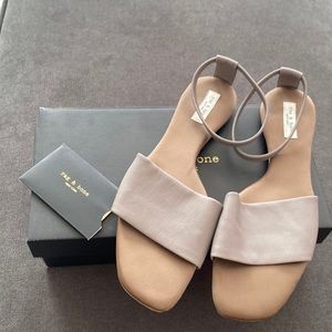 Rag & Bone flat leather sandals, very gently used, size 41.